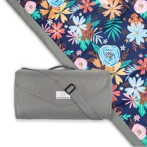 Addison Belle 5 x 7 Outdoor Blanket Wild Flower Grey Waterproof Portable NEW